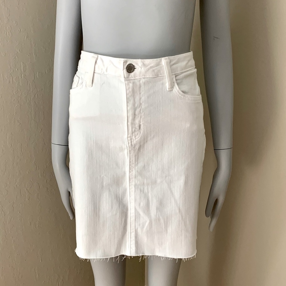 JUST BLACK White Denim Stretch Cotton Raw Hem Skirt Style # CD132K Size Small - Picture 14 of 16